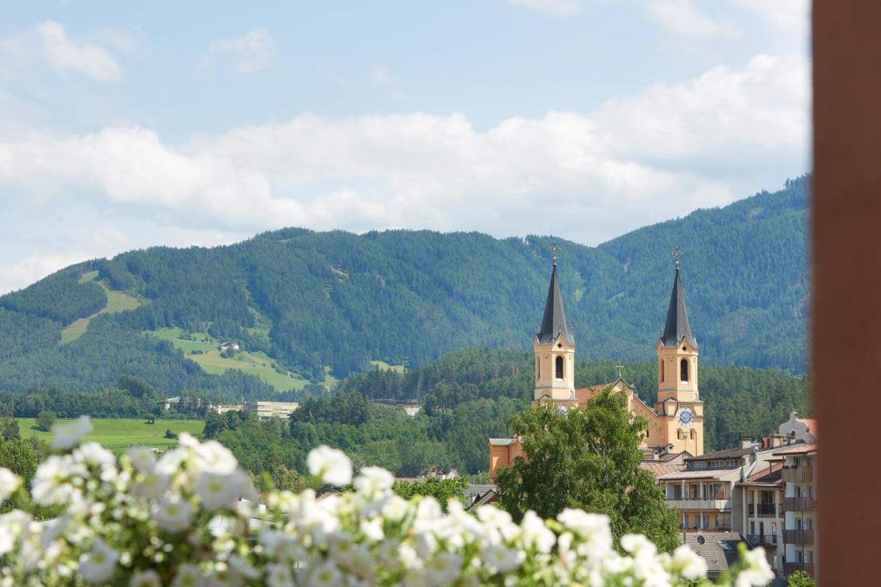Hotel Goldene Rose Brunico Eksteriør billede